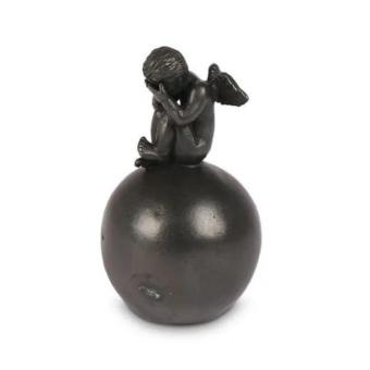 Engel zittend op een bol urn in brons (80ml)