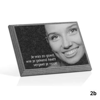 Gedenkplaat 30x20cm: tekst + laserfoto persoon