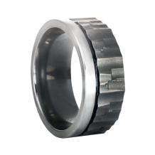 Titanium ring met ruw en glad gedeelte en ronde askamer tussenin
