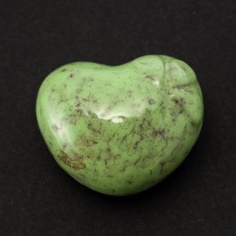Knuffelsteen urn Hart in groen keramiek (10ml)